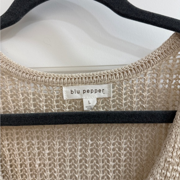 Blu Pepper Beige Knit Top vest - Picture 2 of 2